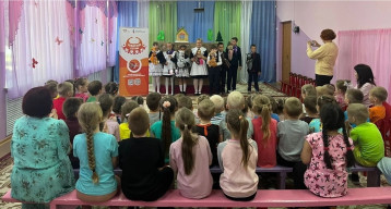 Юные артисты МОУ "Богдановская ООШ" показали зрителям кукольный театр по мотивам русской народной сказки «Теремок». Юные артисты МОУ "Богдановская ООШ" показали зрителям кукольный театр по мотивам русской народной сказки «Теремок».